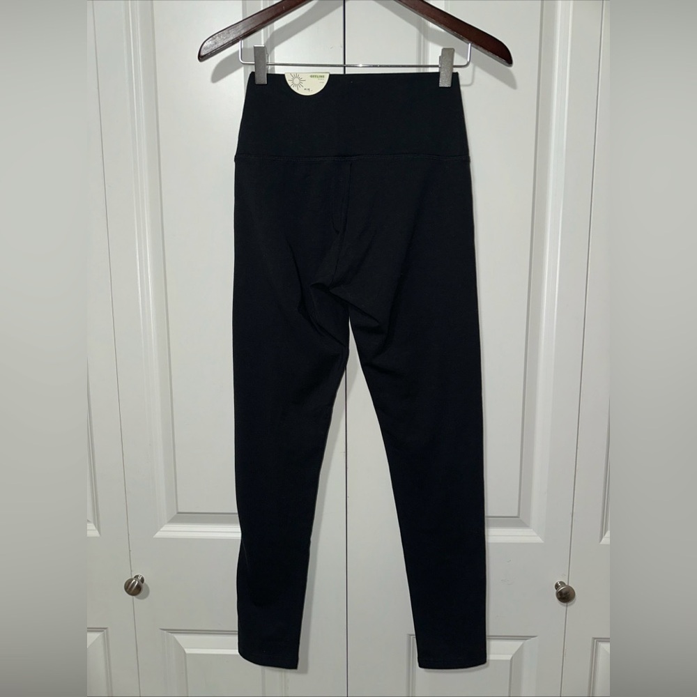 Offline by Aerie OG Leggings Lightweight M NWT - Picture 4 of 4